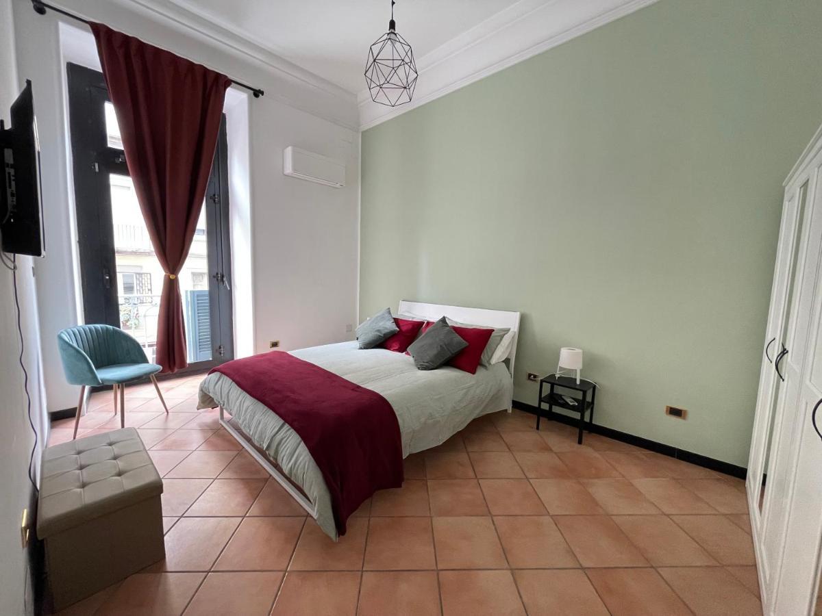 La Finestra Sul Corso Apartamento Nápoles Exterior foto