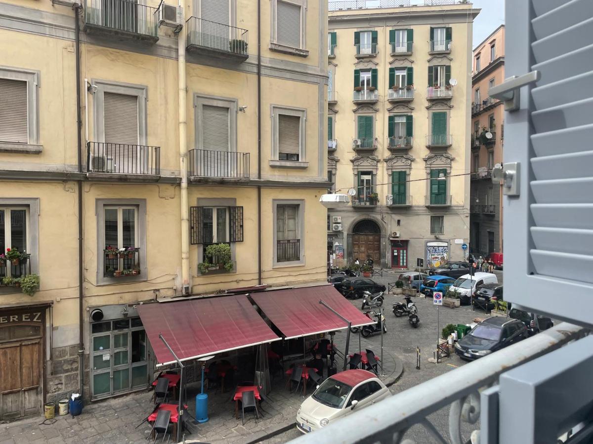 La Finestra Sul Corso Apartamento Nápoles Exterior foto