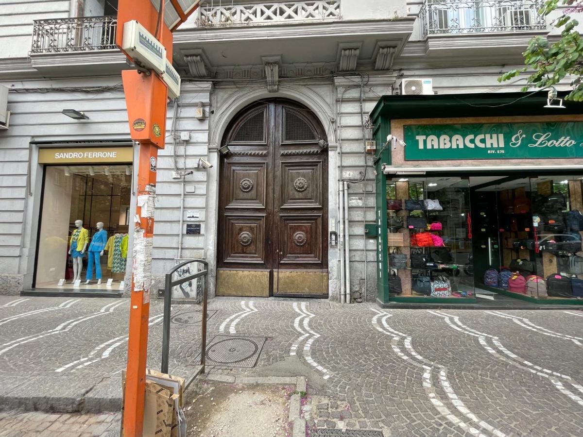 La Finestra Sul Corso Apartamento Nápoles Exterior foto